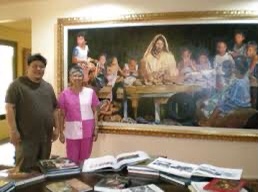 Jesus is surrounded by "apostles" -- not the Jewish ones often depicted by Leonardo Da Vinci. Joey's "apostles" came from the ghettos and the cemeteries which the children have called their homes.